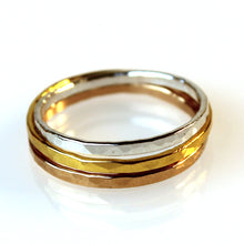 Lade das Bild in den Galerie-Viewer, Geschmiedeter Ring Gelbgold