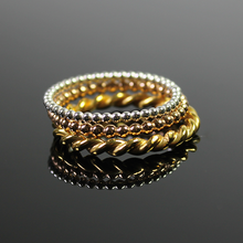 Lade das Bild in den Galerie-Viewer, Kugel Ringset No 07